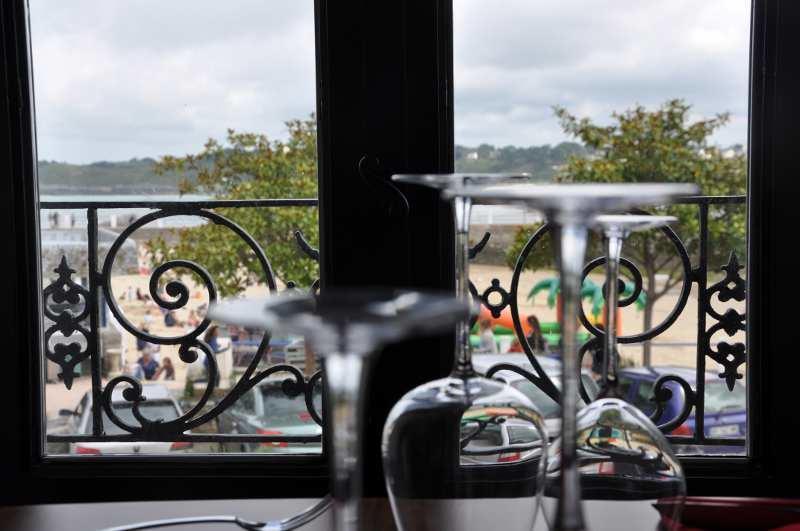 Hotel Du Port Локірек Екстер'єр фото